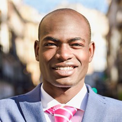 img_team8